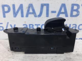 Кнопка стеклоподъемника Mitsubishi Outlander 2003-2006