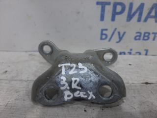 Петля двери задней правой верхняя Avensis 2003-2009 T25 2.0 diesel Петля двери задней правой верхняя Avensis 2003-2009 T25 2.0 diesel