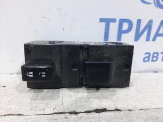 Кнопка стеклоподъемника Nissan Tiida 2004-2014