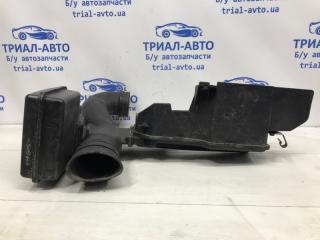 Воздухозаборник Toyota Land Cruiser J100 4.7 Воздухозаборник Toyota Land Cruiser J100 4.7