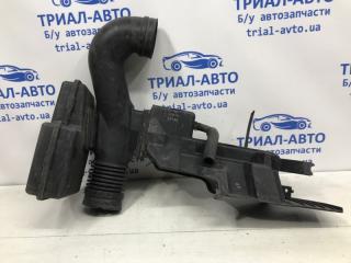 Воздухозаборник Land Cruiser 1998-2007 J100 4.7 Воздухозаборник Land Cruiser 1998-2007 J100 4.7