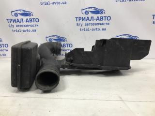 Воздухозаборник Land Cruiser 1998-2007 J100 4.7 Воздухозаборник Land Cruiser 1998-2007 J100 4.7