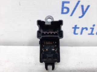 Кнопка стеклоподъемника Nissan Juke F15 1.6 turbo MR16DDT Кнопка стеклоподъемника Nissan Juke F15 1.6 turbo MR16DDT