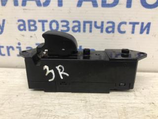 Кнопка стеклоподъемника Mitsubishi Outlander 2003-2007