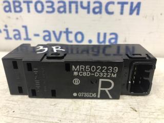 Кнопка стеклоподъемника Mitsubishi Outlander CU 2.4 бензин 4G69 Кнопка стеклоподъемника Mitsubishi Outlander CU 2.4 бензин 4G69