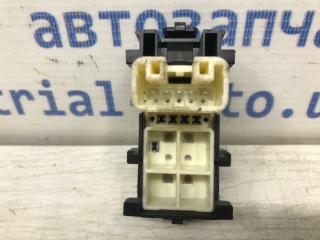 Кнопка стеклоподъемника Toyota RAV 4 A30 2.2 diesel 2ADFTV Кнопка стеклоподъемника Toyota RAV 4 A30 2.2 diesel 2ADFTV