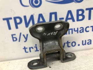 Петля двери передней правой верхняя Toyota RAV 4 A30 2.2 diesel 2ADFTV