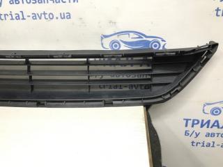 Решетка бампера центральная Toyota Avensis T27 2.0 diesel Решетка бампера центральная Toyota Avensis T27 2.0 diesel