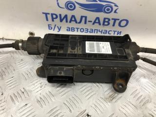 Блок управления ручником Avensis 2009-2018 T27 2.0 diesel Блок управления ручником Avensis 2009-2018 T27 2.0 diesel