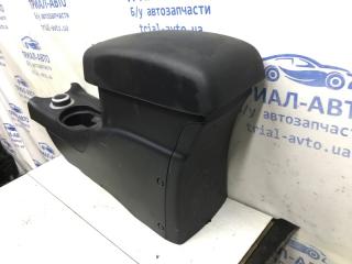 Подлокотник Mitsubishi Outlander XL 2.2 diesel 4N14 Подлокотник Mitsubishi Outlander XL 2.2 diesel 4N14