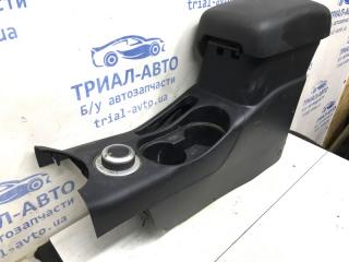Подлокотник Outlander 2007-2012 XL 2.2 diesel 4N14 Подлокотник Outlander 2007-2012 XL 2.2 diesel 4N14