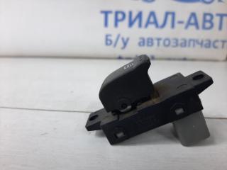Кнопка стеклоподъемника SsangYong Korando C200 2.0 diesel D20DTF Кнопка стеклоподъемника SsangYong Korando C200 2.0 diesel D20DTF