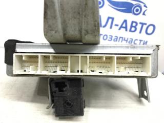 Блок управления Land Cruiser 1998-2007 J100