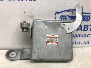 Блок управления Toyota Land Cruiser 1998-2007