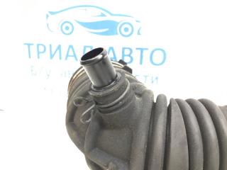 Патрубок воздушного фильтра Toyota RAV 4 A30 2.2 diesel 2ADFTV Патрубок воздушного фильтра Toyota RAV 4 A30 2.2 diesel 2ADFTV