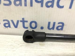 Амортизатор капота Toyota RAV 4 A30 2.2 diesel 2ADFTV Амортизатор капота Toyota RAV 4 A30 2.2 diesel 2ADFTV