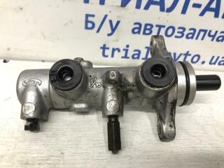 Тормозной цилиндр главный Sorento 2002-2009 BL 2.5 diesel D4CB МКПП Тормозной цилиндр главный Sorento 2002-2009 BL 2.5 diesel D4CB МКПП