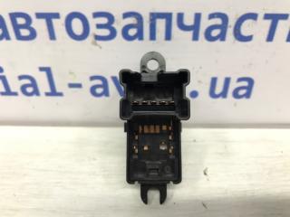 Кнопка стеклоподъемника Nissan Juke F15 1.6 turbo MR16DDT Кнопка стеклоподъемника Nissan Juke F15 1.6 turbo MR16DDT