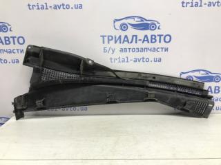 Дефлектор дворников правый Lancer 2003-2009 9 1.6 бензин 4G18