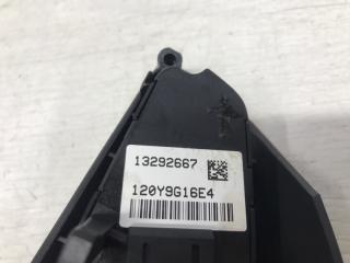 Кнопка руля Chevrolet Cruze J300 1.8 F18D4 Кнопка руля Chevrolet Cruze J300 1.8 F18D4