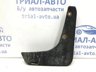Брызговик задний левый Outlander 2003-2006 cu 2.4 бензин 4G69
