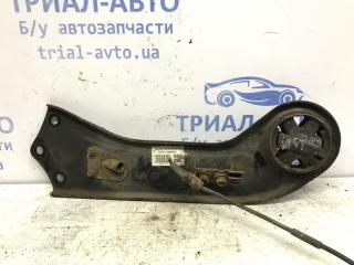 Рычаг задней подвески продольный левый Hyundai Tucson TL 1.7 diesel D4FD Рычаг задней подвески продольный левый Hyundai Tucson TL 1.7 diesel D4FD