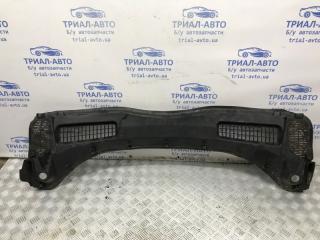 Жабо под лобовое стекло (пластик) Kuga 2013-2019 CBS 2.0 diesel Жабо под лобовое стекло (пластик) Kuga 2013-2019 CBS 2.0 diesel