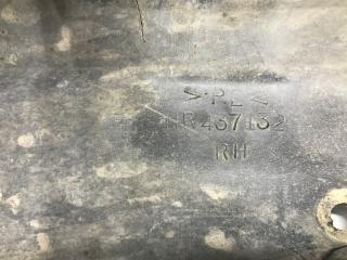 Подкрылок передний правый Pajero Wagon 1999-2006 3 3.2 Дизель 4M41