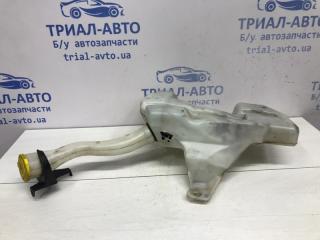 Бачок омывателя Kuga 2013-2019 CBS 2.0 diesel Бачок омывателя Kuga 2013-2019 CBS 2.0 diesel