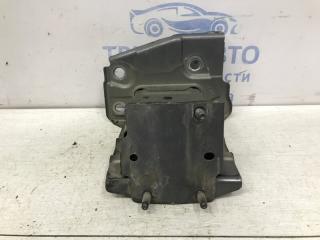 Кронштейн усилителя переднего бампера правый Nissan Juke F15 1.6 turbo MR16DDT