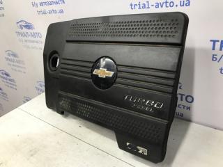 Декоративная крышка ДВС Captiva 2006-2018 C140 2.2 diesel Z22D1