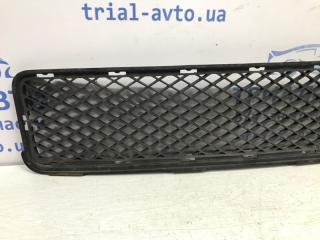 Решетка бампера центральная Tucson 2004-2009 JM 2.0 diesel D4EA Решетка бампера центральная Tucson 2004-2009 JM 2.0 diesel D4EA