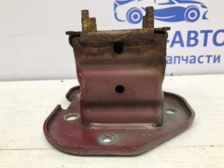 Кронштейн усилителя заднего бампера правый Qashqai 2013-2022 J11 1.5 Diesel K9K