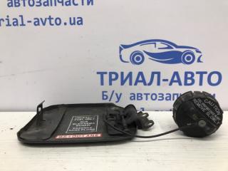 Лючок бака Mitsubishi Lancer 9 1.6 бензин 4G18 Лючок бака Mitsubishi Lancer 9 1.6 бензин 4G18