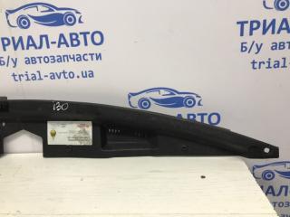 Накладка передней панели Hyundai I30 GD 1.6 diesel D4FB Накладка передней панели Hyundai I30 GD 1.6 diesel D4FB