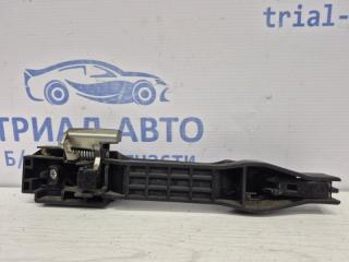 Ручка двери внешняя задняя левая Mitsubishi L200 KB 2.5 дизель 4D56U Ручка двери внешняя задняя левая Mitsubishi L200 KB 2.5 дизель 4D56U