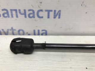 Амортизатор крышки багажника Mazda 3 BM 2.2 diesel Амортизатор крышки багажника Mazda 3 BM 2.2 diesel