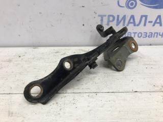 Петля капота правая Toyota RAV 4 A30 2.0 бензин 1AZFE Петля капота правая Toyota RAV 4 A30 2.0 бензин 1AZFE