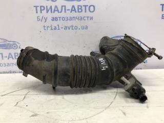 Патрубок воздушного фильтра RAV 4 2005-2012 A30 2.0 бензин 1AZFE Патрубок воздушного фильтра RAV 4 2005-2012 A30 2.0 бензин 1AZFE