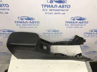 Подлокотник RAV 4 2005-2012 A30 2.0 бензин 1AZFE Подлокотник RAV 4 2005-2012 A30 2.0 бензин 1AZFE