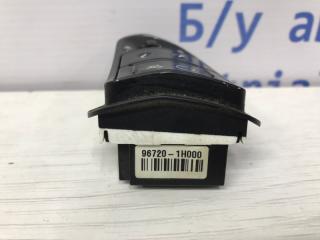 Кнопки руля Kia Ceed ED 1.6 diesel D4FB