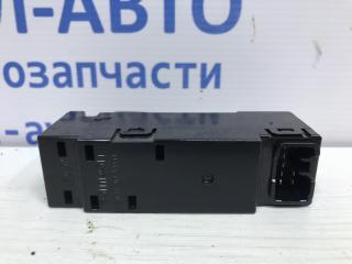 Кнопка стеклоподъемника Mitsubishi Outlander CU 2.4 бензин 4G69 Кнопка стеклоподъемника Mitsubishi Outlander CU 2.4 бензин 4G69