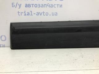 Накладка двери задняя левая Sorento 2009-2014 XM 2.2 diesel D4HB Накладка двери задняя левая Sorento 2009-2014 XM 2.2 diesel D4HB