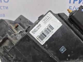 Фара левая галоген Ceed 2006-2012 ED 1.6 diesel D4FB Фара левая галоген Ceed 2006-2012 ED 1.6 diesel D4FB