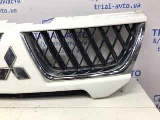 Решетка радиатора Mitsubishi Pajero Sport K9 2.5 Diesel 4D56 МКПП