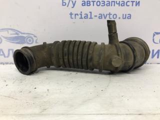 Патрубок воздушного фильтра Pajero Sport 1996-2008 K9 2.5 Diesel 4D56 МКПП Патрубок воздушного фильтра Pajero Sport 1996-2008 K9 2.5 Diesel 4D56 МКПП