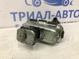 Ограничитель двери передний правый Ceed 2006-2012 ED 1.6 diesel D4FB Ограничитель двери передний правый Ceed 2006-2012 ED 1.6 diesel D4FB
