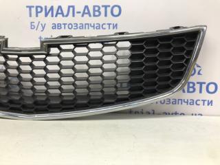 Решетка радиатора Chevrolet Cruze J300 1.8 F18D4 Решетка радиатора Chevrolet Cruze J300 1.8 F18D4