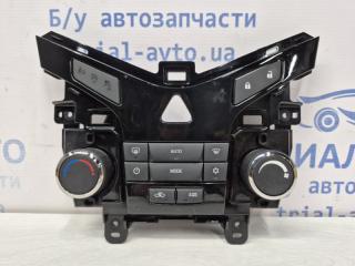 Блок управления климат-контролем Chevrolet Cruze 2009-2016