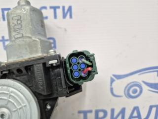 Стеклоподъемник задний правый Nissan Juke F15 1.6 turbo MR16DDT Стеклоподъемник задний правый Nissan Juke F15 1.6 turbo MR16DDT